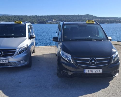 taxi service vrboska